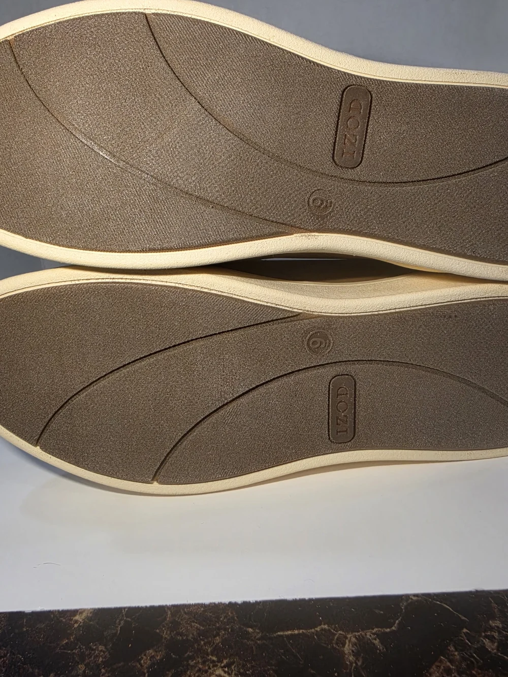 Izod Men's Chukka Boots in Tan with Cream Sole